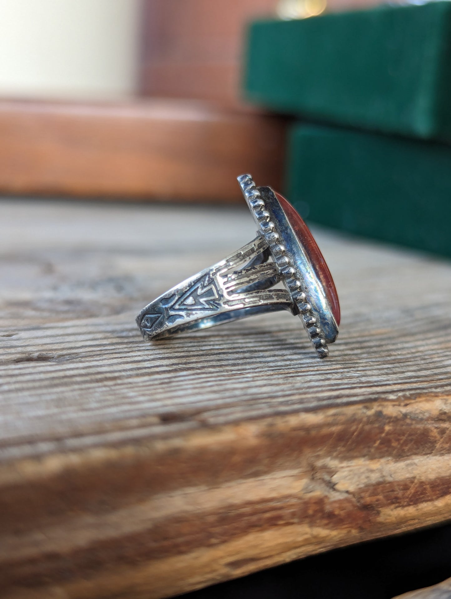 40s Navajo/Diné Triple Shank Sterling & Czech Dragons Breath Ring